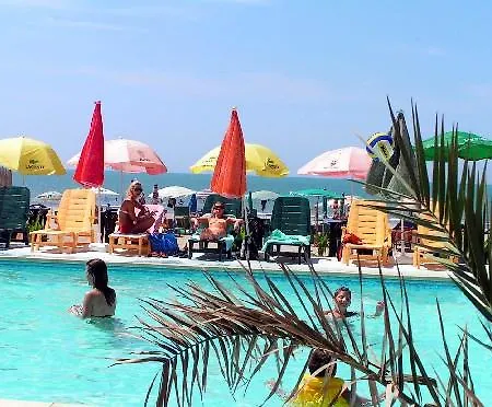 Hotell Oaz 3*
