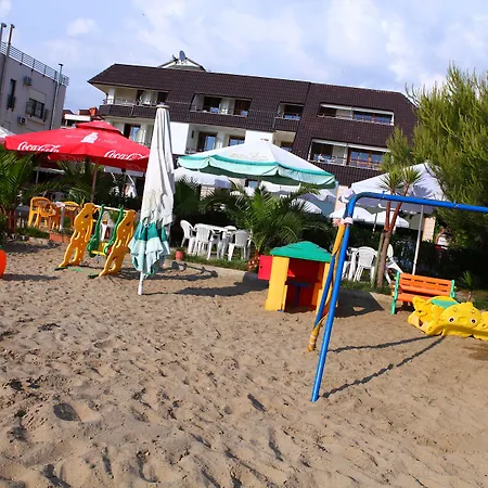 Hotell Oaz 3*