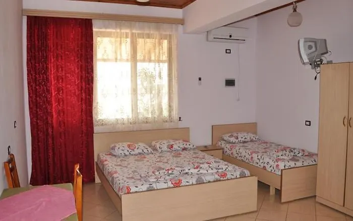 Hotel Oaz 3*